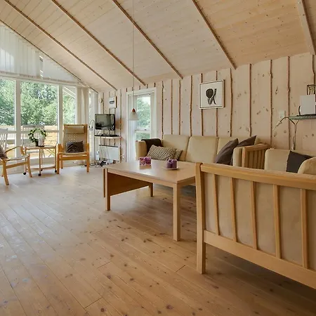 Four-bedroom Holiday In * Hals